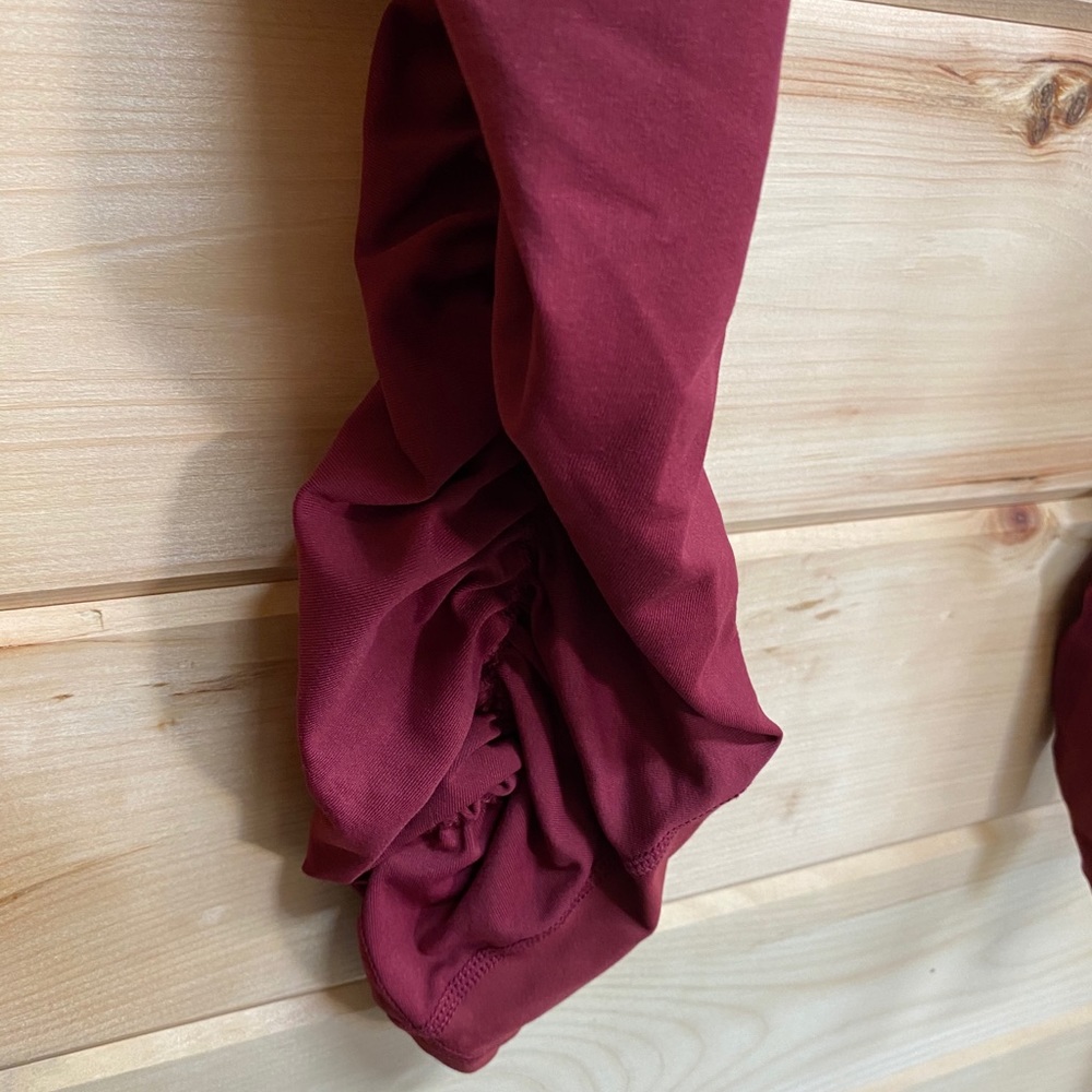Fabletics Ruched Leggings - Picture 3 of 6